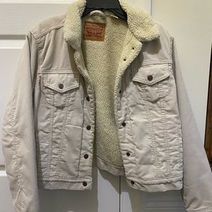 Levi’s womens cordoury sheep trucker jacket